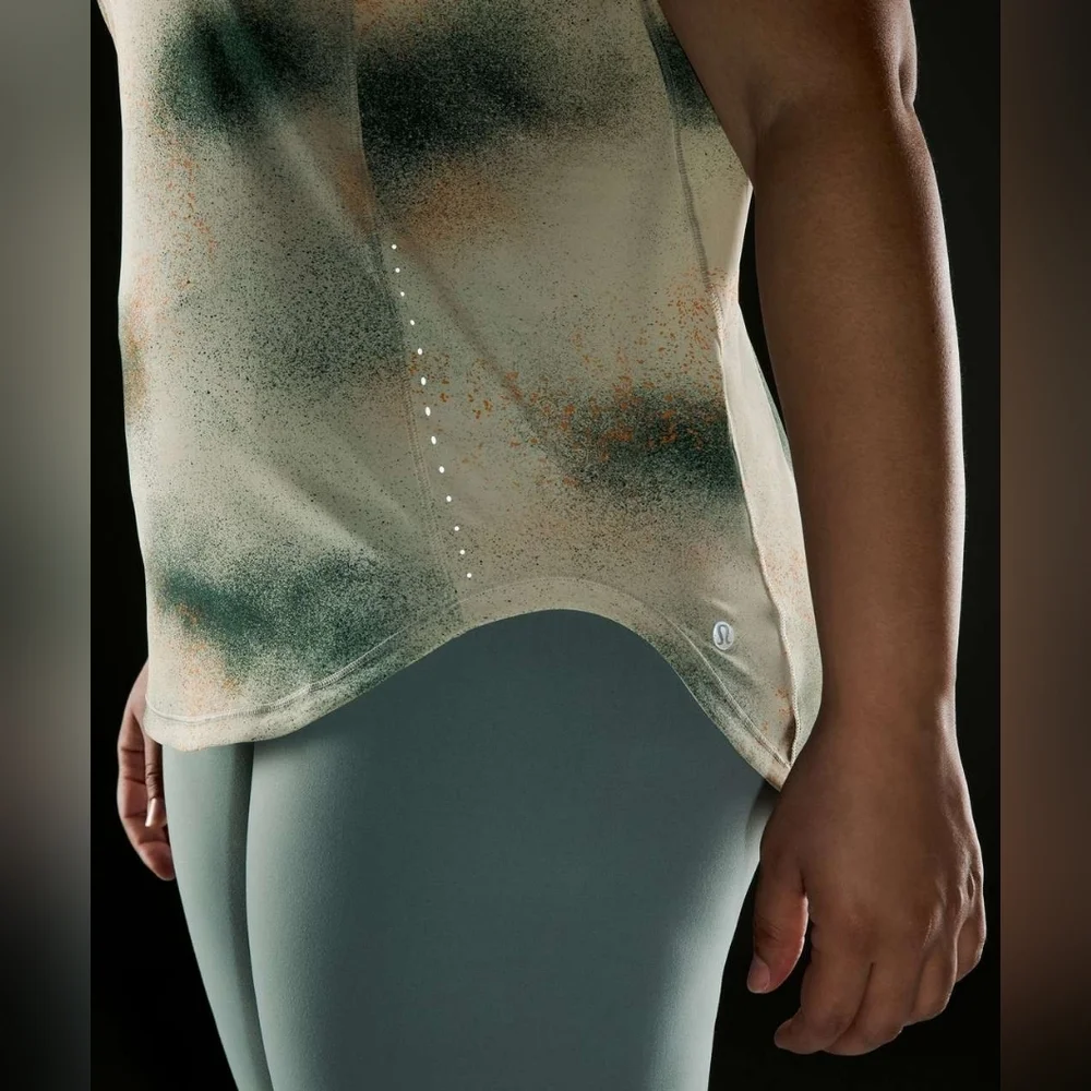Lululemon Sculpt Tank TopSpray Camo Silver Blue Multi